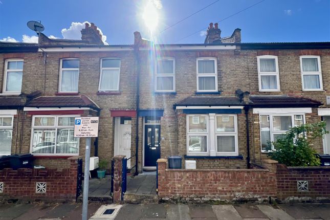 Stanley Road, Hounslow TW3 2 bed terraced house for sale