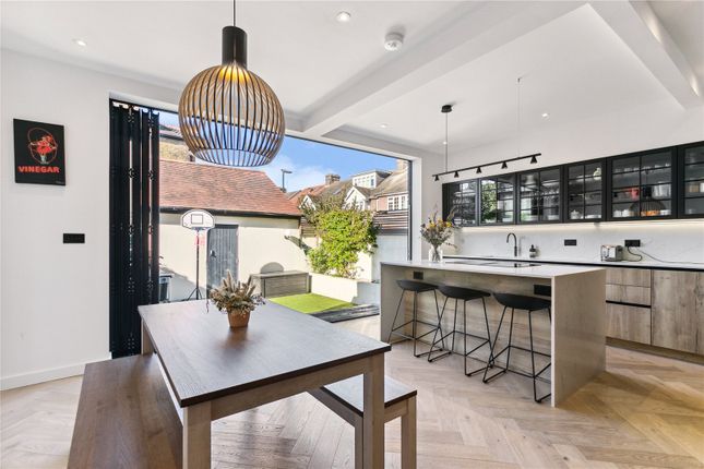Manor Road, Richmond, TW9 5 bed end of terrace house for sale