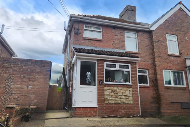 2 bedroom semi-detached house for sale