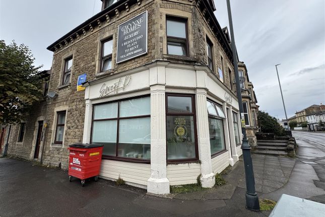 9 bed retail premises