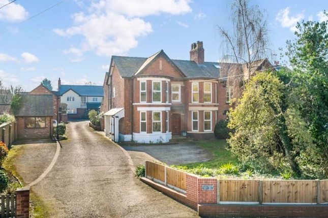 Tyndal Mews, Lymm, WA13 0DN 3 bed mews for sale
