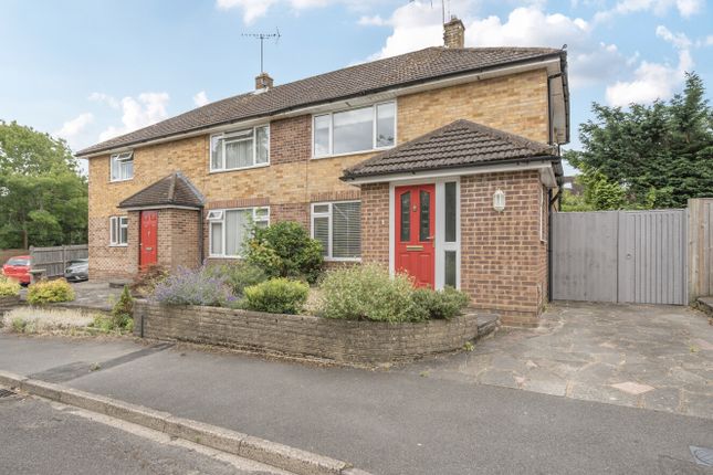 2 bedroom semi-detached house for sale