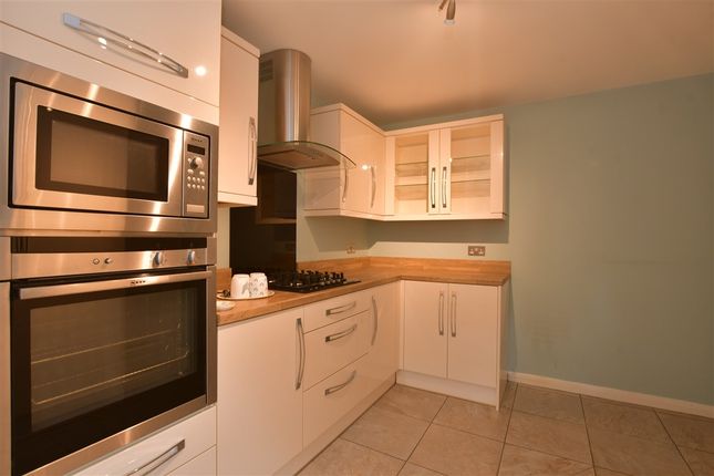 3 bed semi-detached bungalow