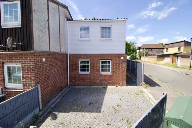 Rectory Road, Pitsea SS13 3 bed end of terrace house for sale