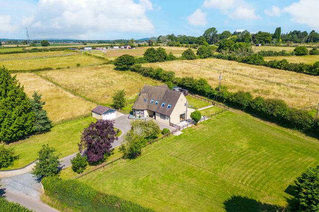 Charlton Lane Torton Kidderminster... 4 bed country house for sale