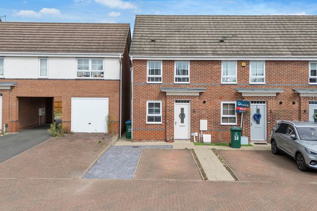 Lila Avenue, Coventry, CV3 2 bed end of terrace house for sale