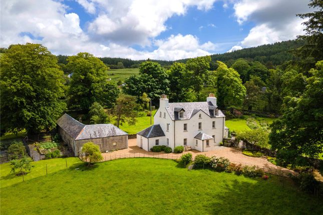 6 bedroom equestrian property for sale