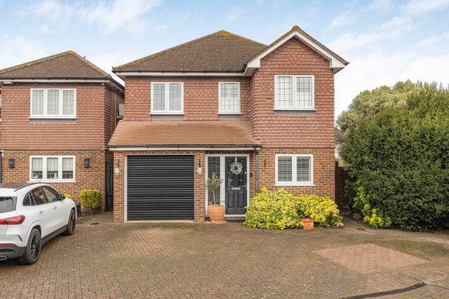 Bonham Close, Belvedere DA17 4 bed detached house for sale