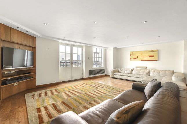 Wapping Wall, London 2 bed flat for sale