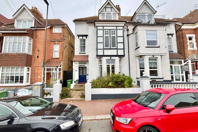 2 bedroom ground floor flat for sale
