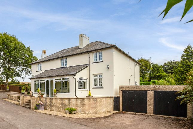 6 bedroom detached house for sale