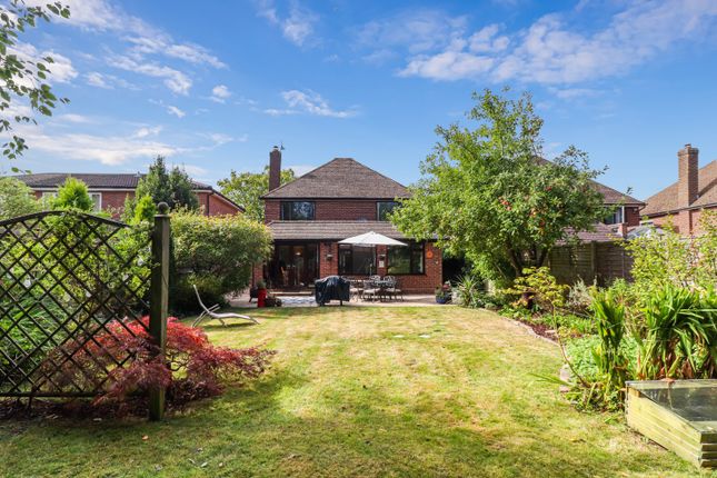 Cross Meadow, Chesham... 4 bed detached house for sale