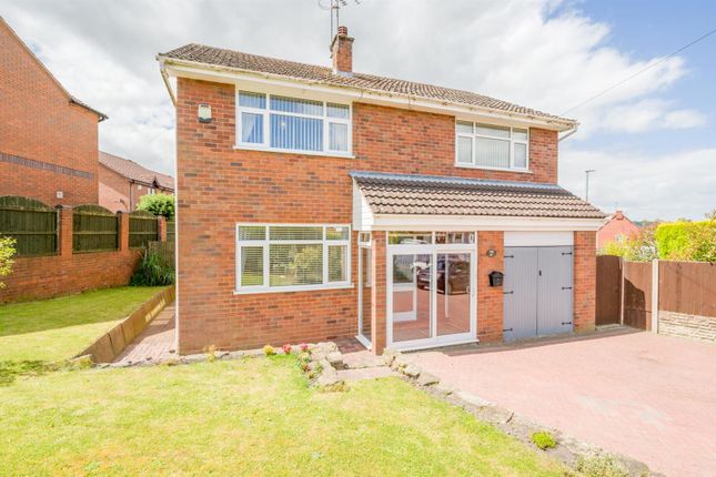 4 bed detached house