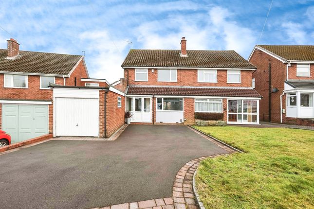3 bedroom semi-detached house for sale