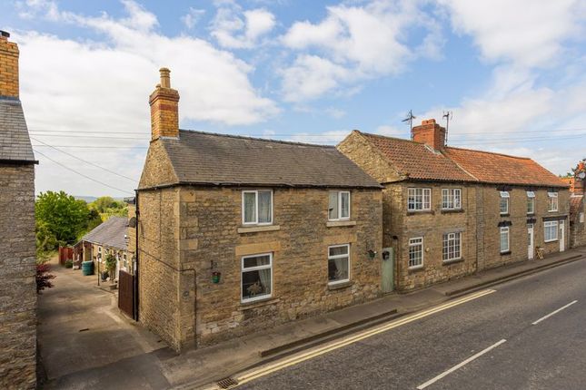 High Street, Snainton YO13 3 bed semi