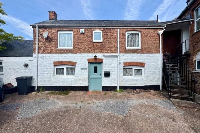 2 bedroom mews property for sale