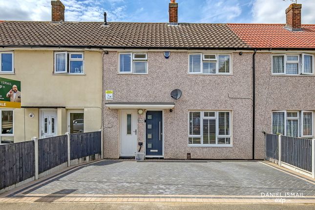 Kathleen Ferrier Crescent, Basildon SS15 3 bed terraced house for sale
