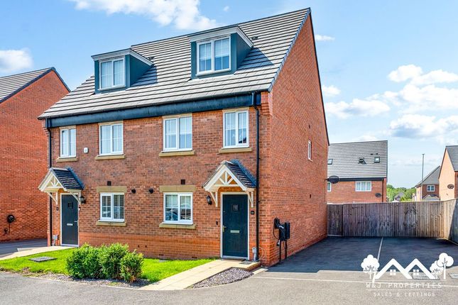 3 bed semi-detached house