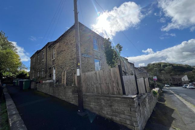 Osborne Street, Huddersfield HD5 2 bed end of terrace house for sale