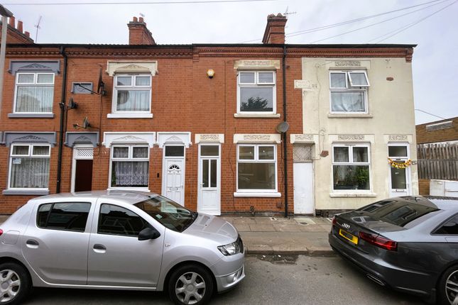 3 bed terraced house