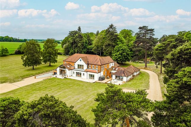 Luton Road, Markyate, St. Albans, AL3 8 bed detached house for sale