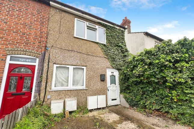3 bed end terrace house