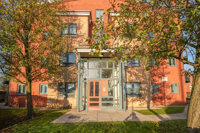 Brocksby Chase, Bolton BL1 2 bed flat for sale