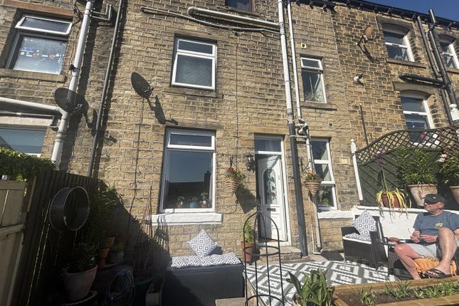 2 bed terraced house