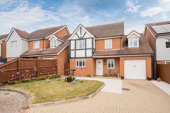 Buxton Close, Meppershall, Shefford... 5 bed detached house for sale