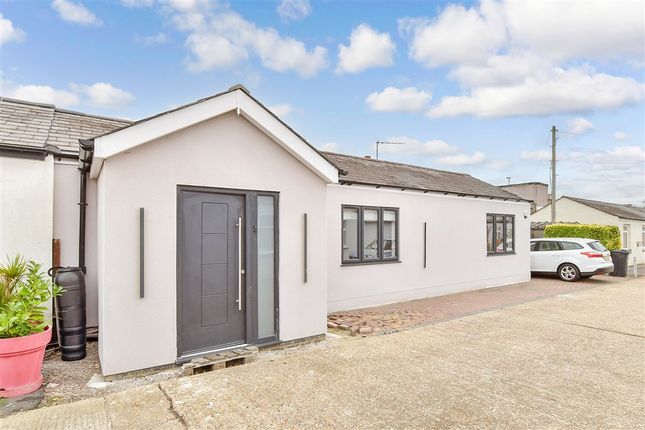 Forest Road, Ilford, Essex 3 bed bungalow for sale
