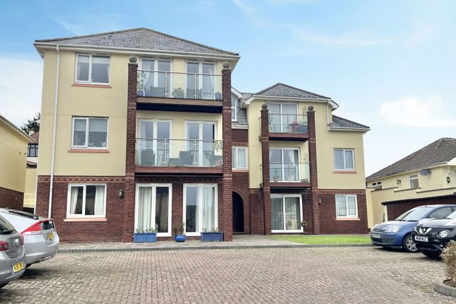 Cliff Park Road, Paignton 2 bed apartment for sale