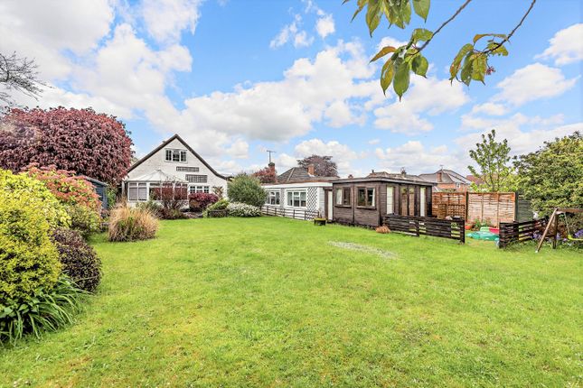 Pangbourne Road, Upper Basildon... 4 bed detached house for sale