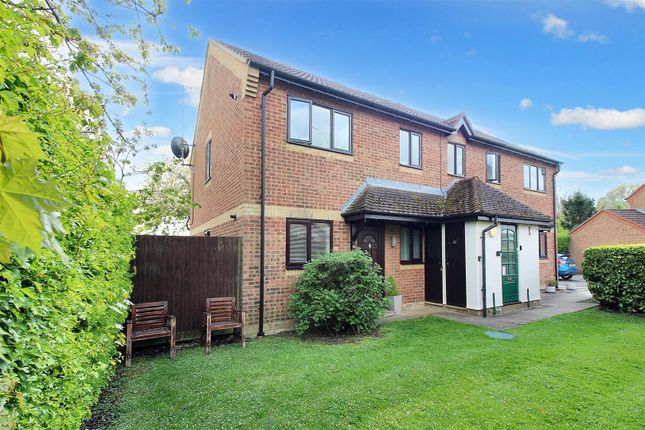 Westfield, Aylesbury 1 bed maisonette for sale
