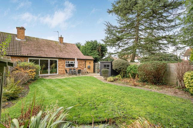 Moffats Close, Brookmans Park, AL9 3 bed semi