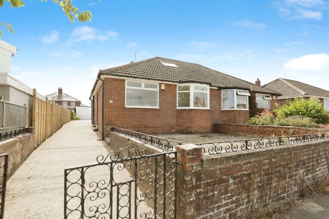 2 bedroom semi-detached bungalow for sale