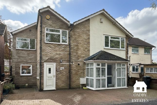 London Road, Oadby, LE2 5 bed link detached house for sale