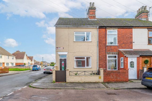 May Road, Lowestoft 3 bed end of terrace house for sale