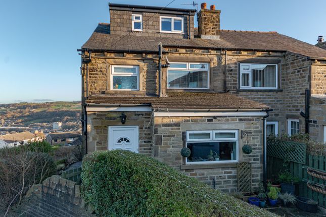 Moorlands Avenue, Oakworth, Keighley... 4 bed semi