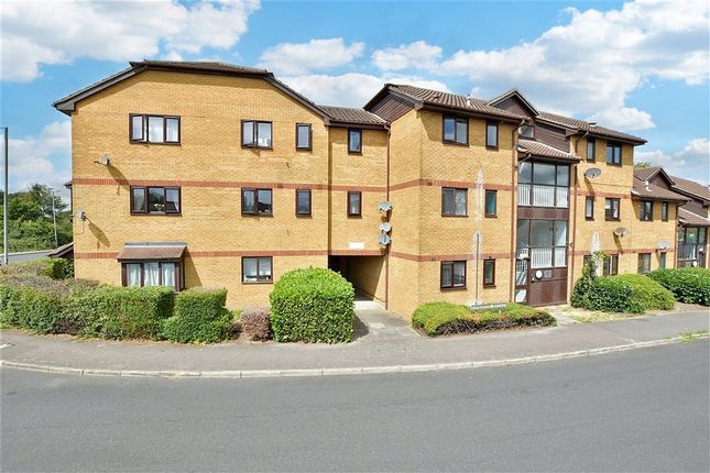 Radwinter Avenue, Wickford, Essex 1 bed ground floor flat for sale