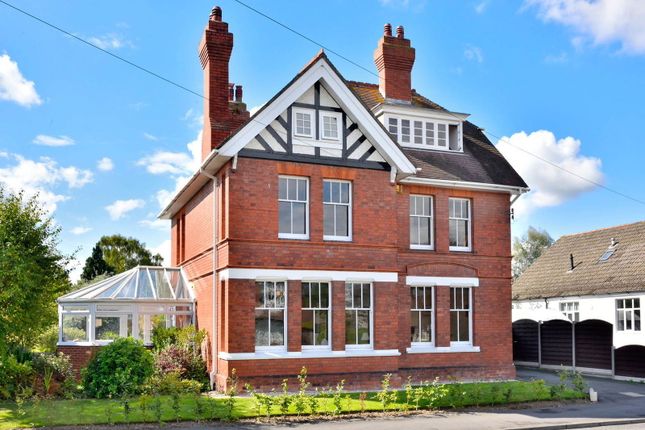 Three Elms Road, Kings Acre, Hereford 6 bed detached house for sale