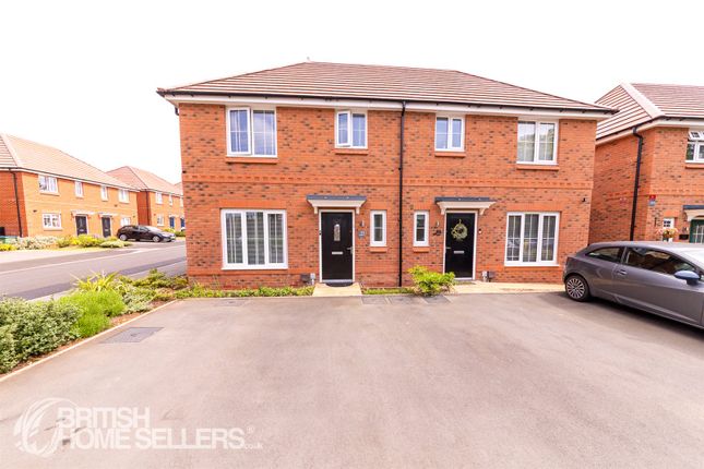 3 bedroom semi-detached house for sale
