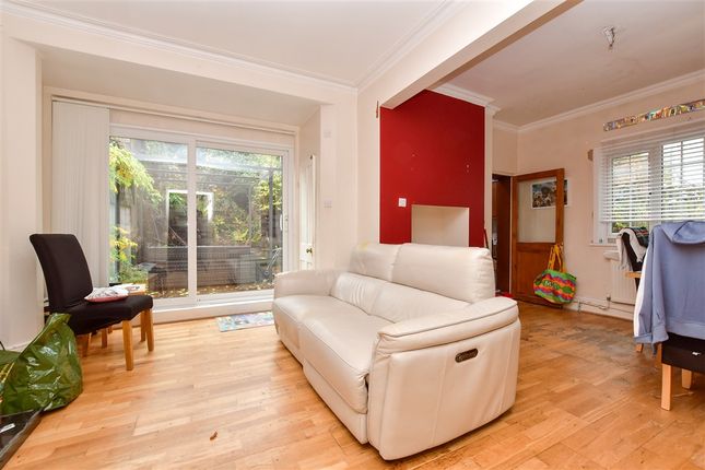 3 bed semi-detached house