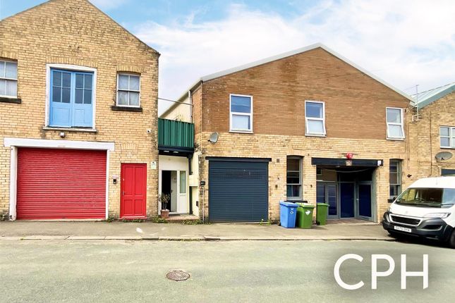 Belvedere Place, Scarborough 2 bed apartment for sale