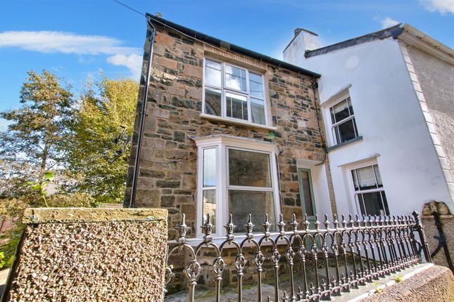 Upper West Street, Newport 2 bed cottage for sale