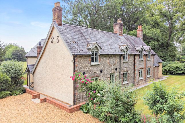 Tangley, Andover, Hampshire 4 bed detached house for sale