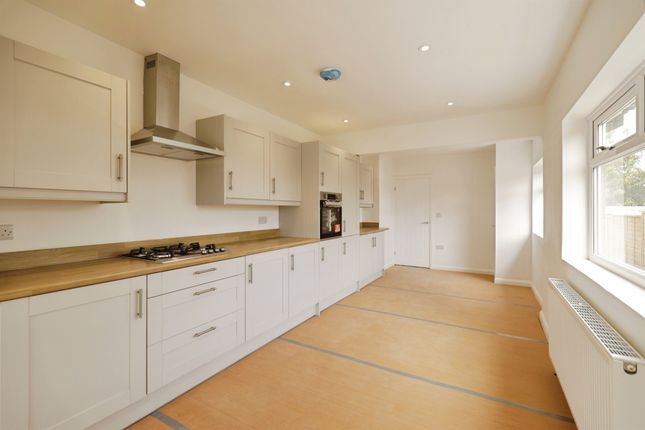 2 bedroom semi-detached bungalow for sale