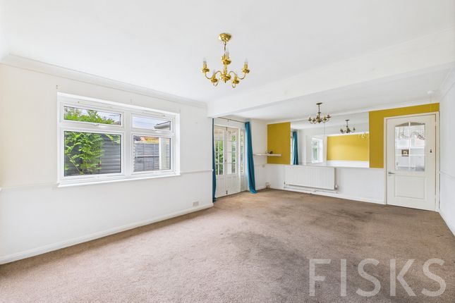 Hornsland Road, Canvey Island, SS8 2 bed detached bungalow for sale