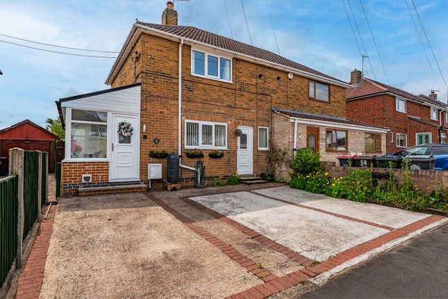 2 bedroom semi-detached house for sale
