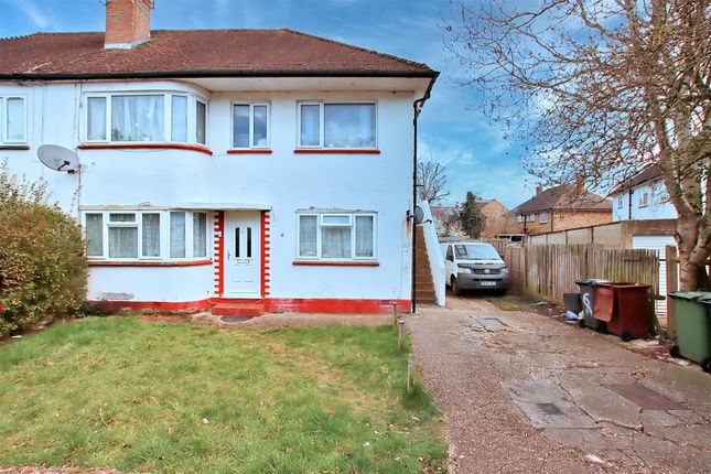Eldon Avenue, Borehamwood 2 bed flat for sale