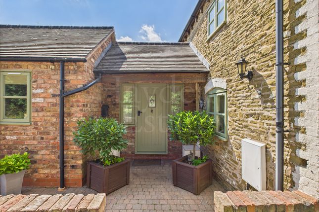 Bliss Gate Road, Rock, DY14 9XP 4 bed detached house for sale
